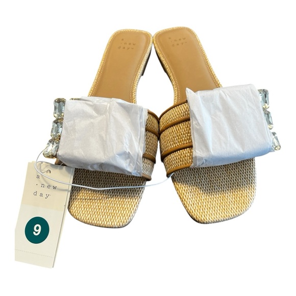 a new day Shoes - A New Day Women's Kelsey Sandals Size 9